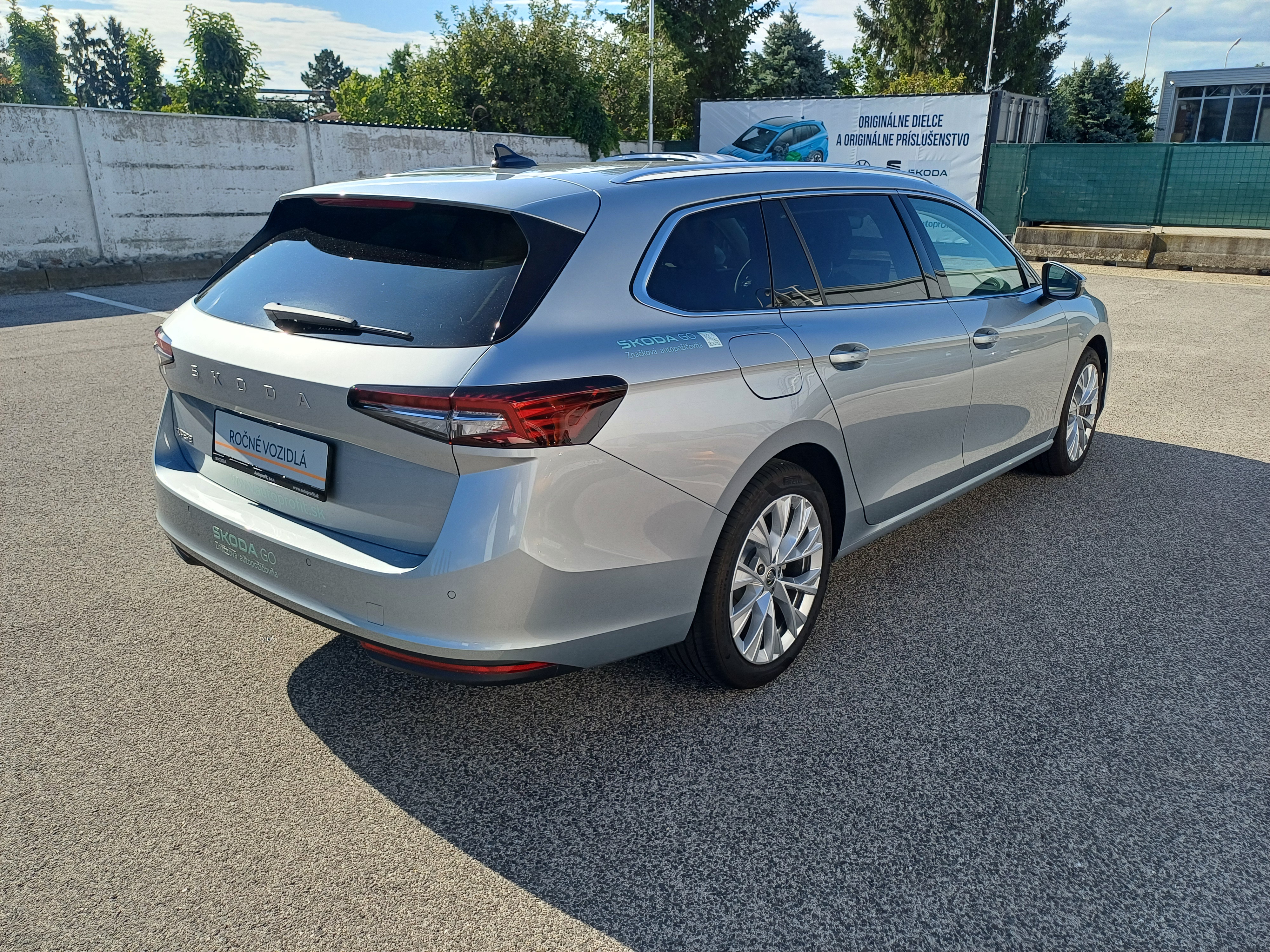 Škoda Superb Combi 2.0 TDI SCR Selection DSG 110kW