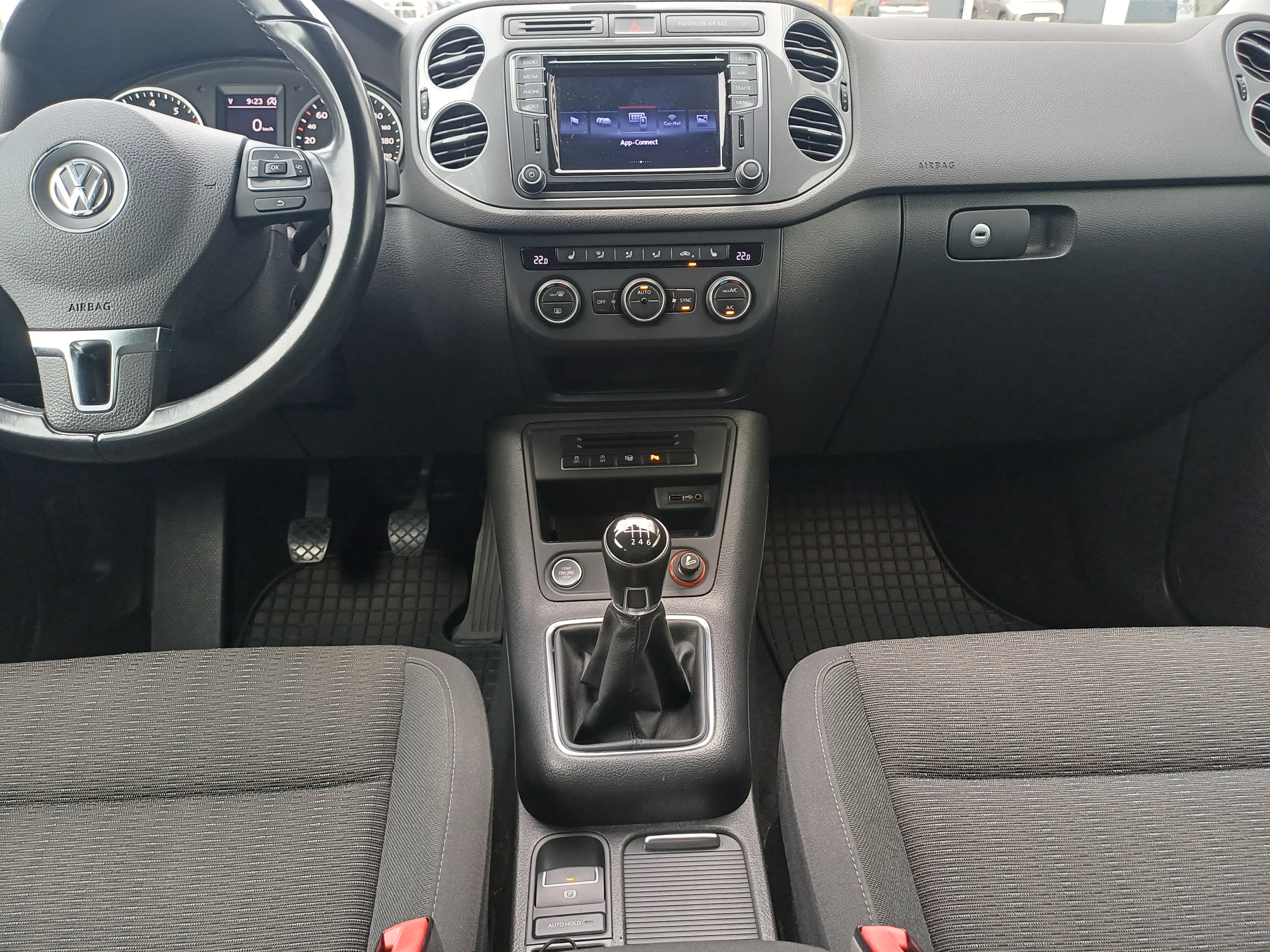 Volkswagen TIguan Trend&Fun 1.4 TSI MT 6