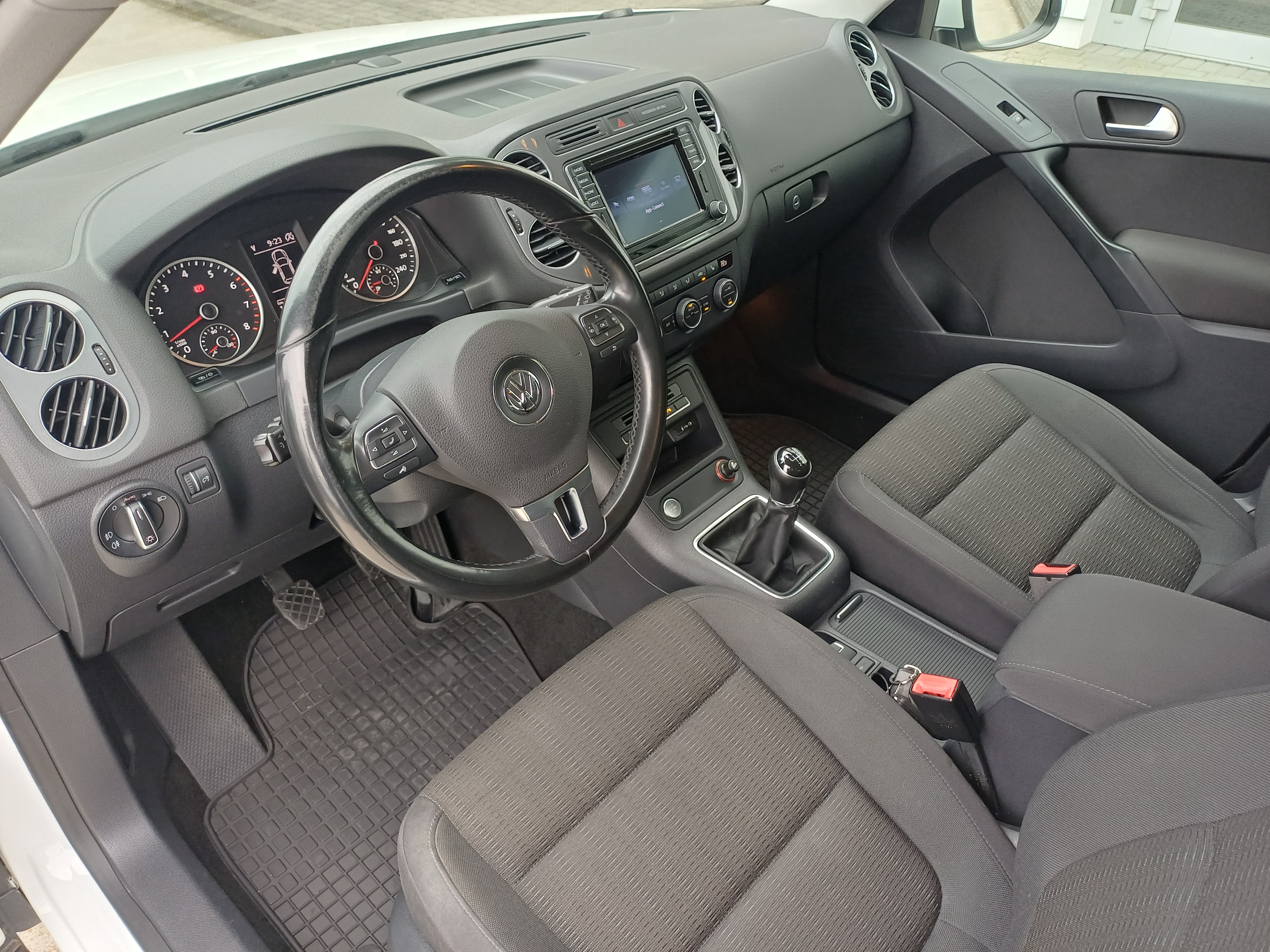 Volkswagen TIguan Trend&Fun 1.4 TSI MT 6