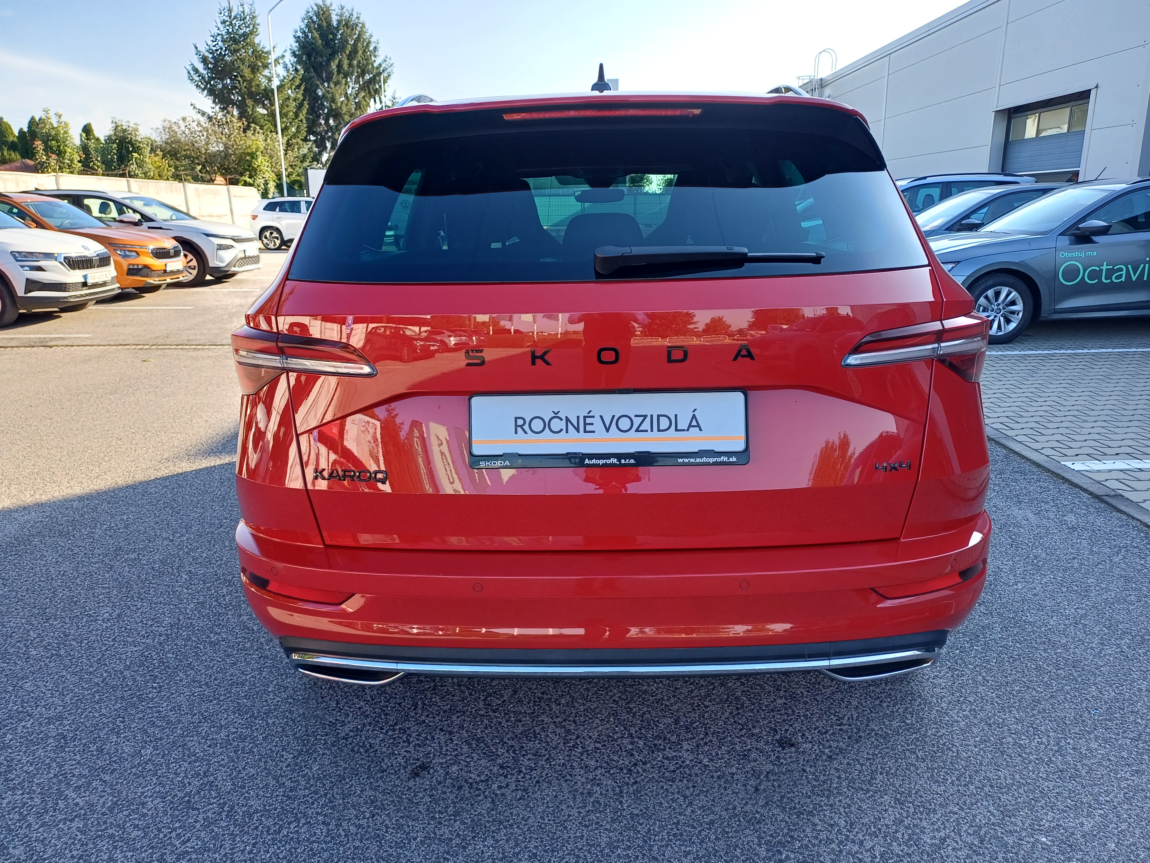 Škoda Karoq Sportline 2,0 TSI 140 kw 7-Gang automat. 4x4