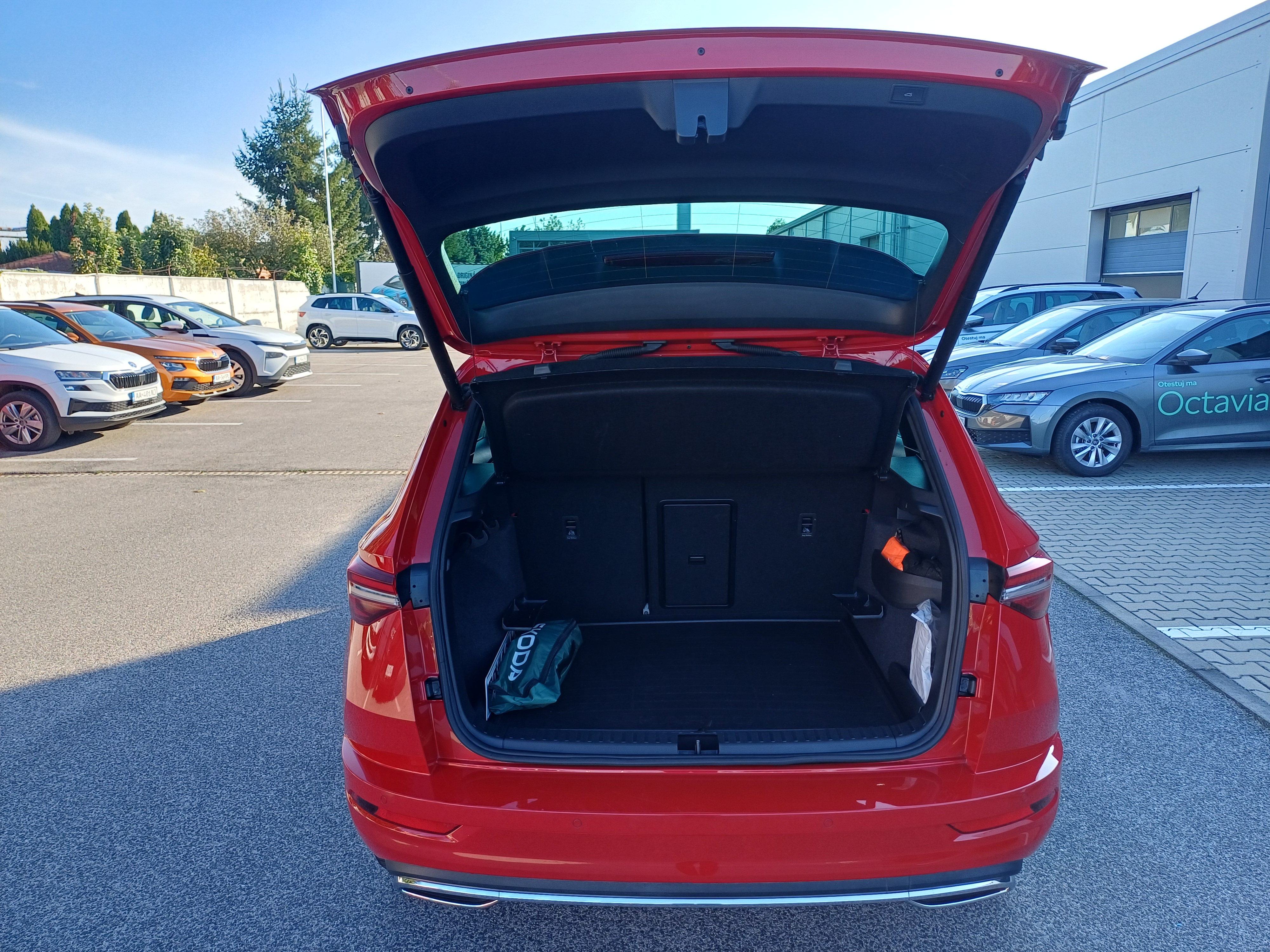 Škoda Karoq Sportline 2,0 TSI 140 kw 7-Gang automat. 4x4