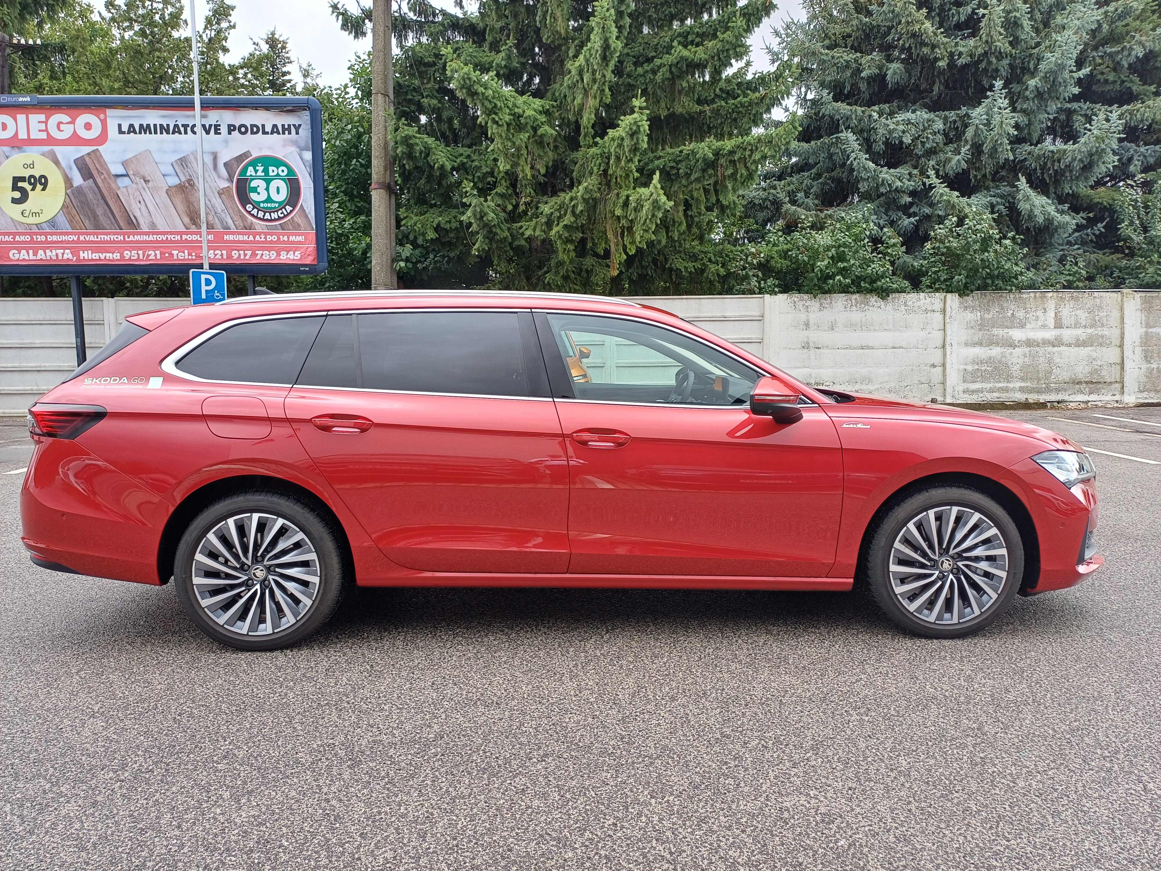 Škoda Superb Combi L K 2,0 TDI 142 kW 7-Gang automat. 4x4