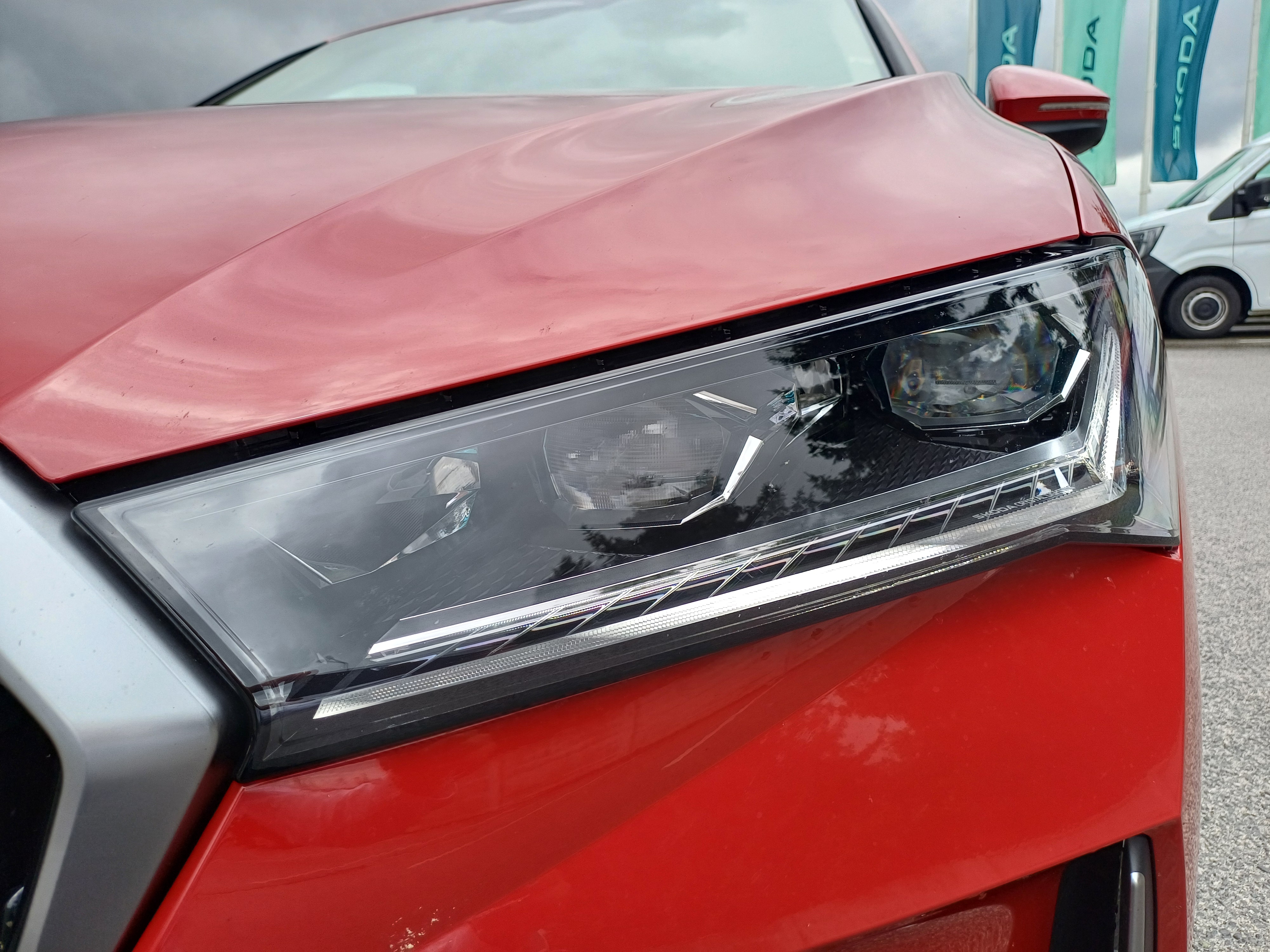 Škoda Superb Combi L K 2,0 TDI 142 kW 7-Gang automat. 4x4