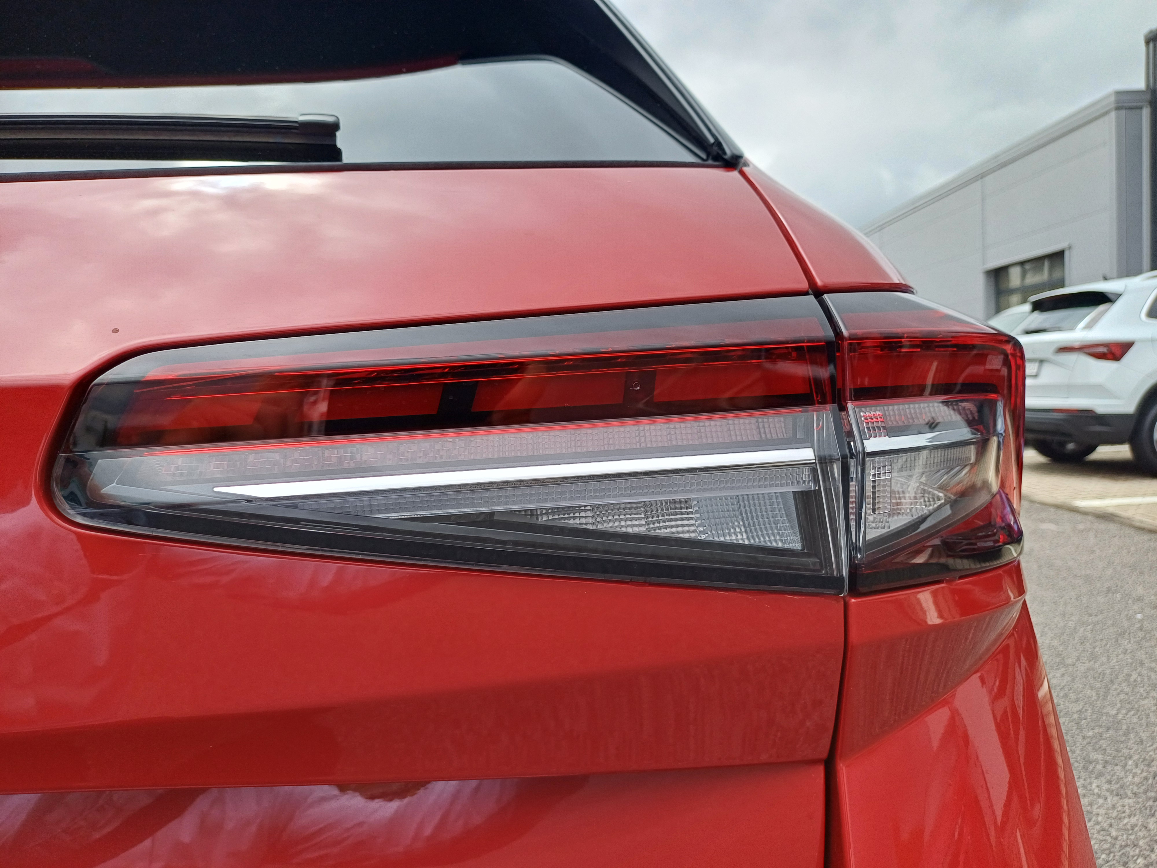 Škoda Superb Combi L K 2,0 TDI 142 kW 7-Gang automat. 4x4