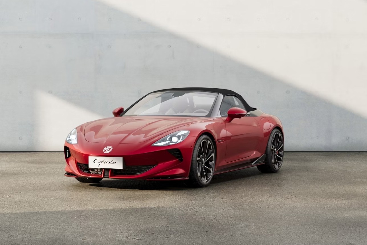 MG Cyberster GT Black Top 4x4