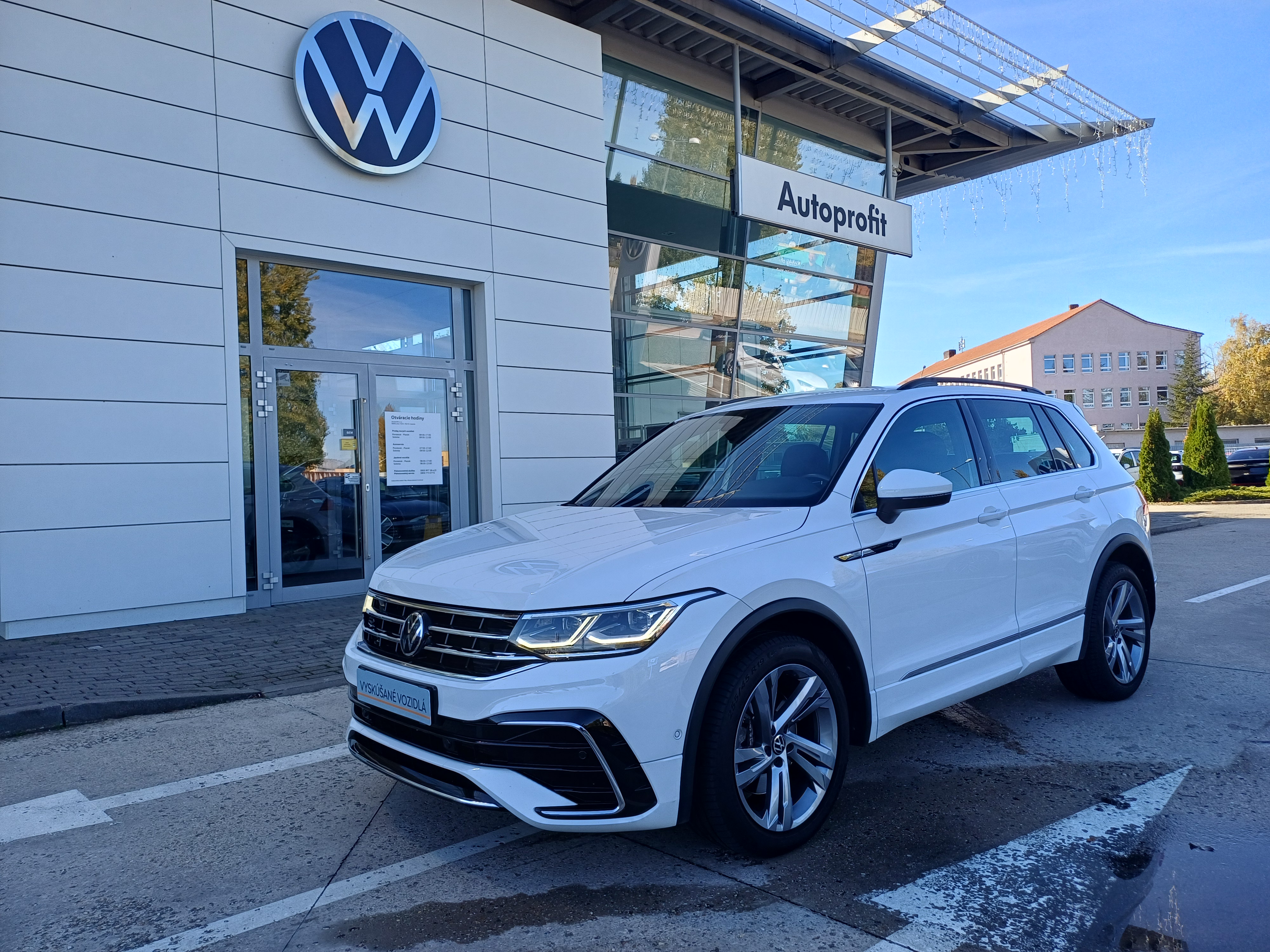 Volkswagen Tiguan R-LINE 2,0 TSI 140 KW 4M 7DSG