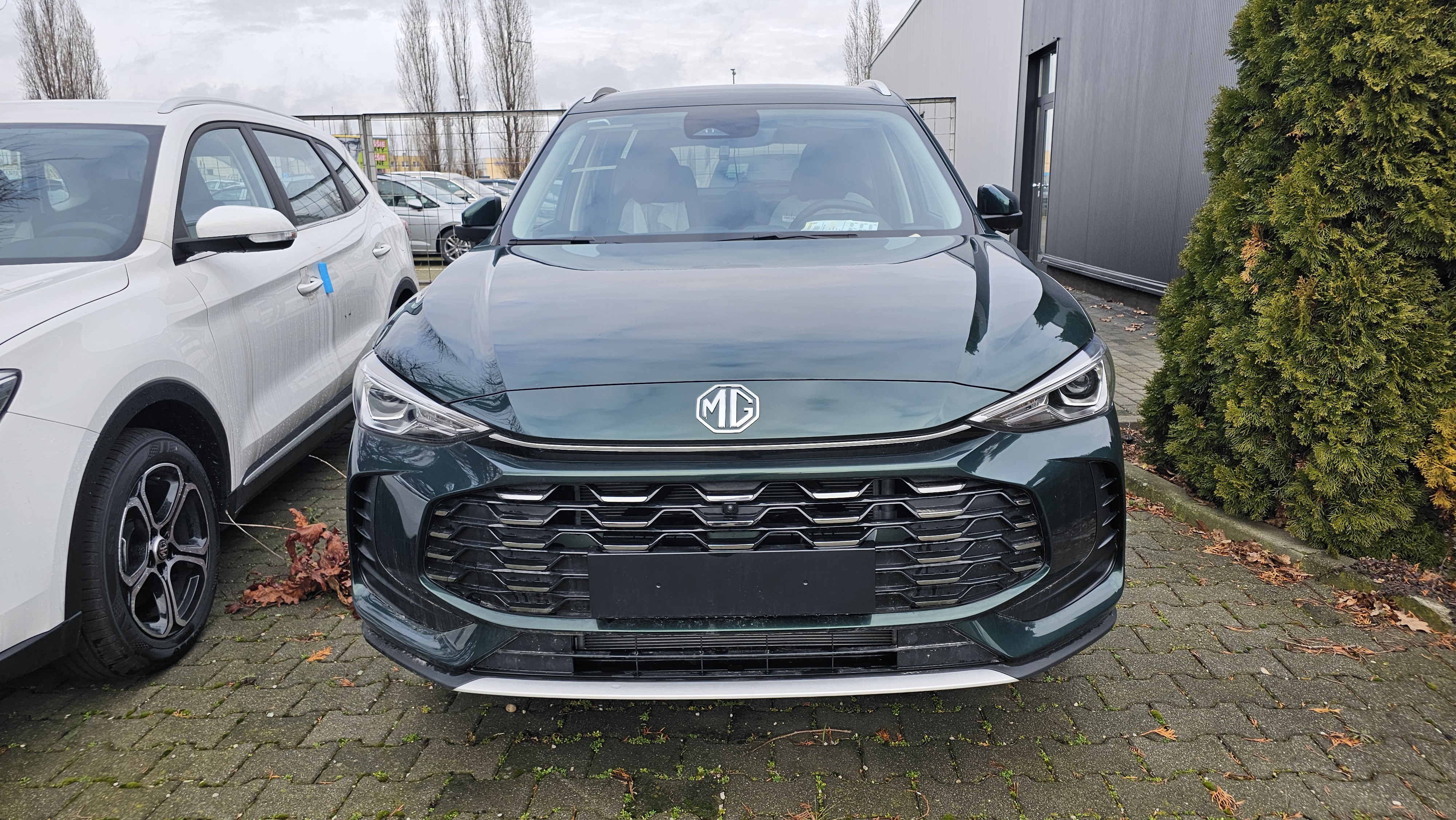 MG ZS HEV EXCLUSIVE 1.5L