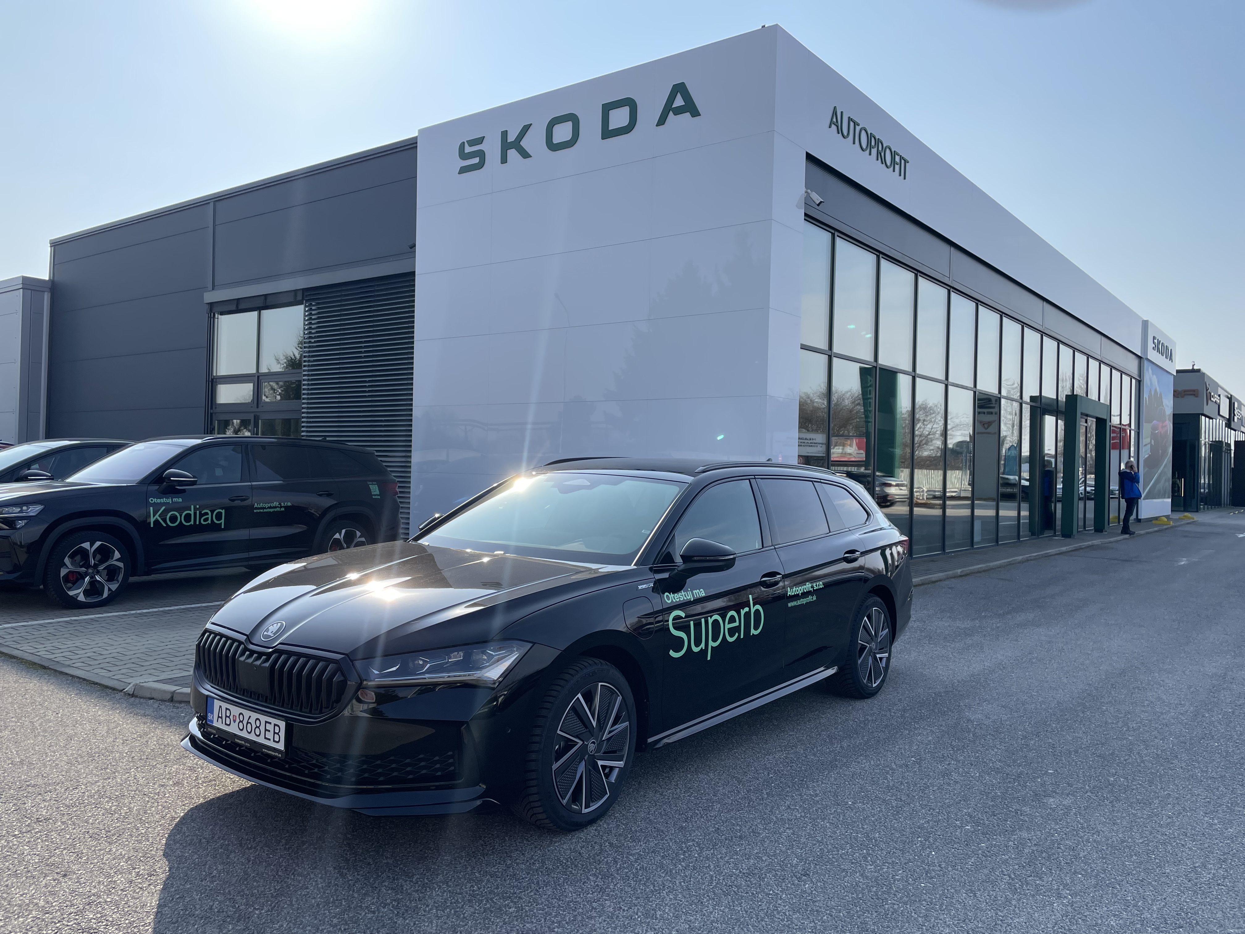 Škoda Superb Combi 1,5 TSI 150 kW PHEV 6AP výbava Sportline