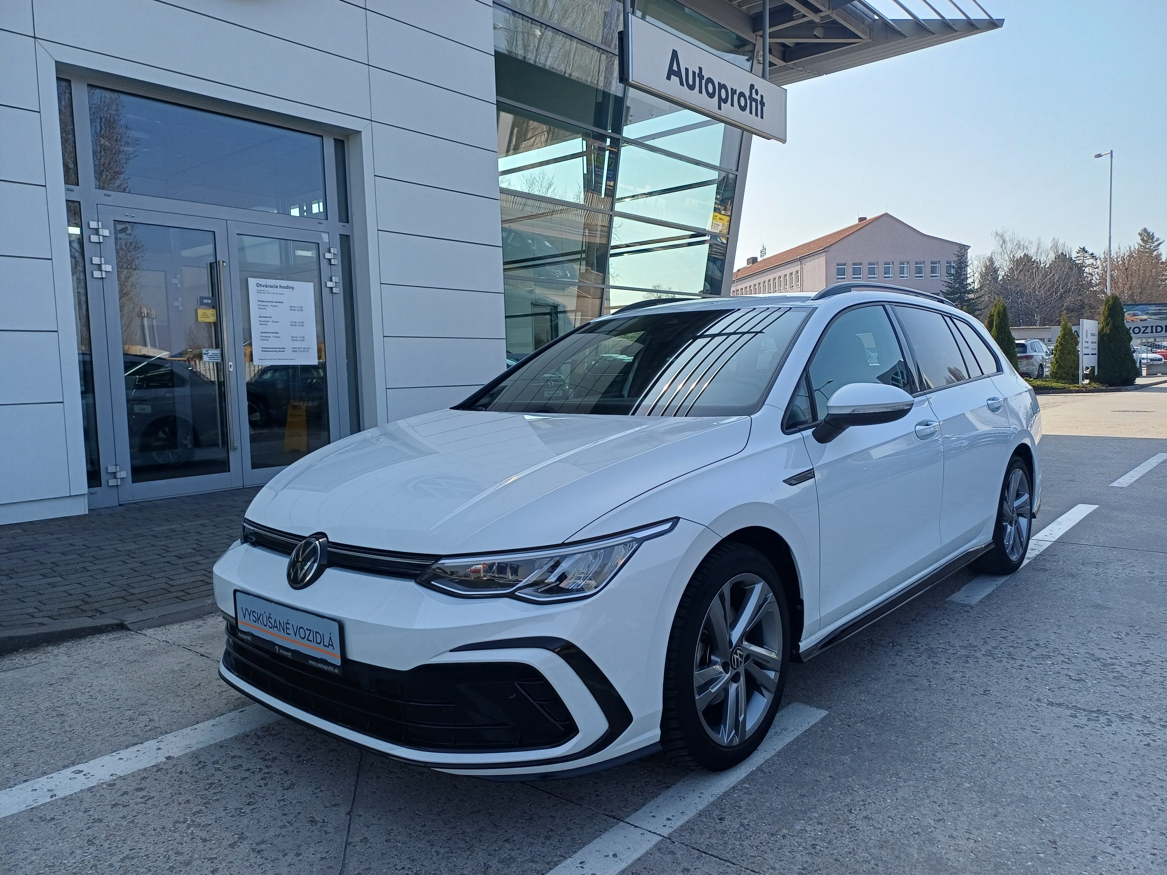 Volkswagen Golf Variant R-Line 1.5 eTSI DS7