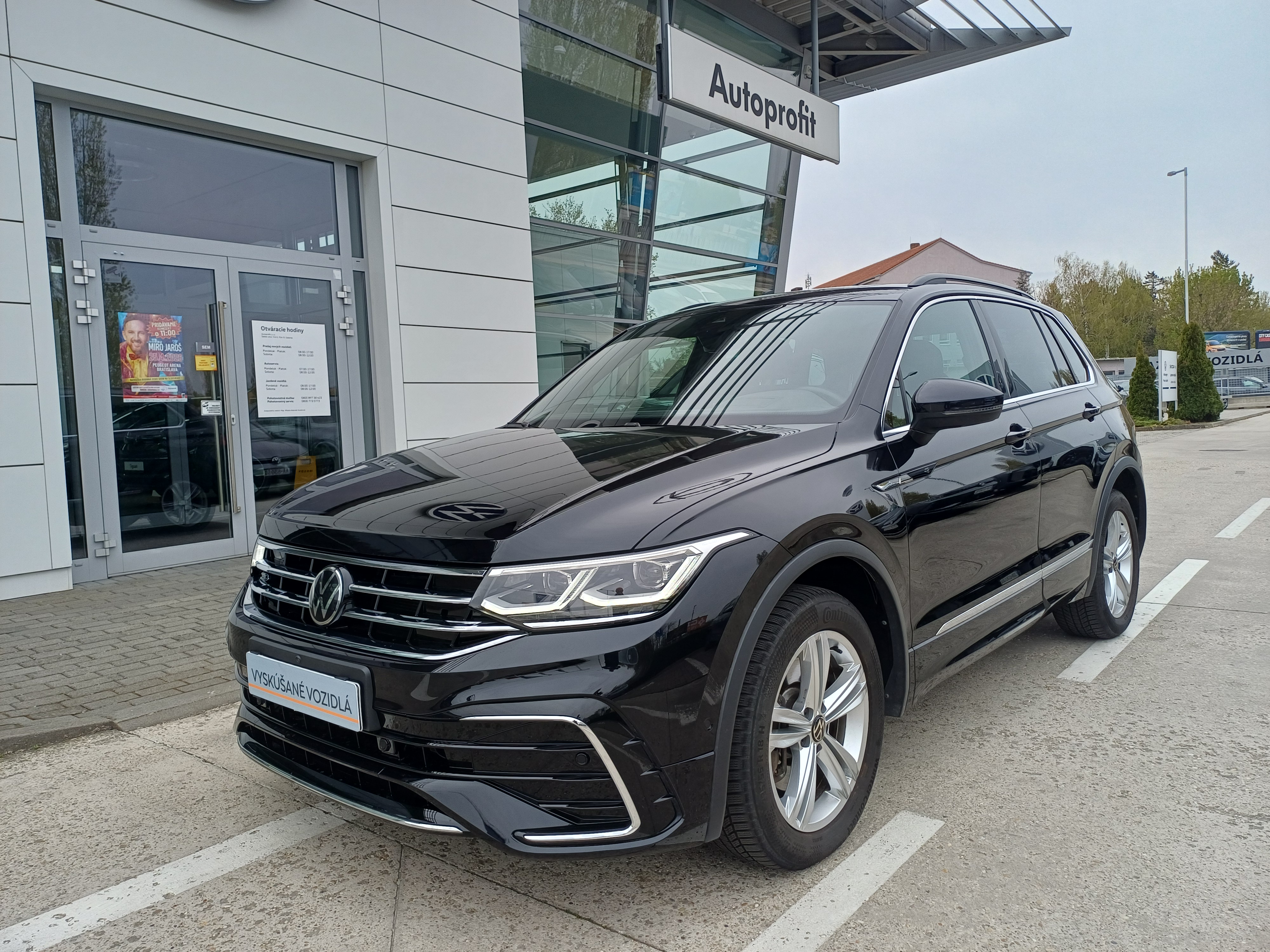 Volkswagen Tiguan R-LINE 2,0 TSI 140 KW 4M 7DSG