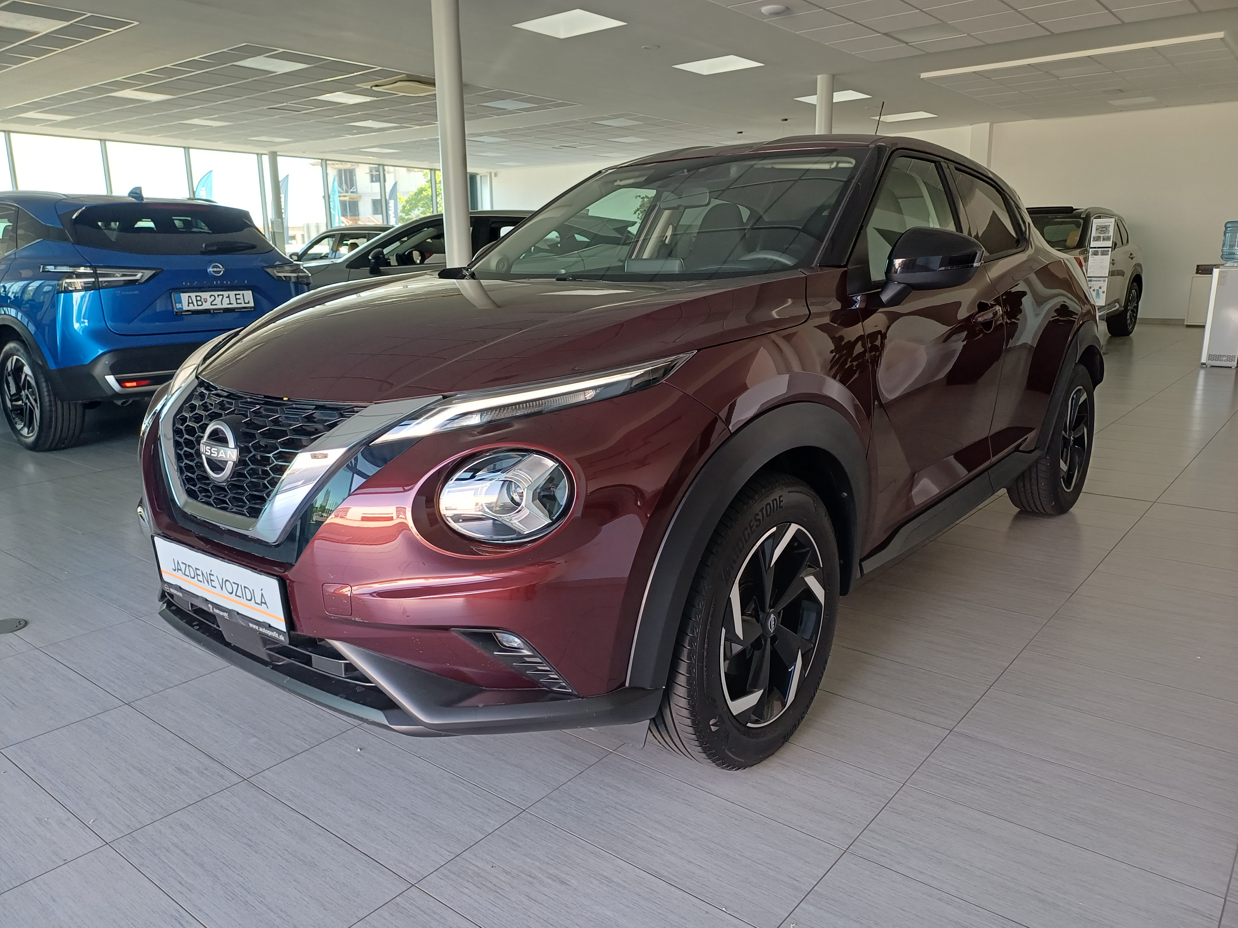 Nissan Juke 1.0 DIG-T 7 DCT Acenta