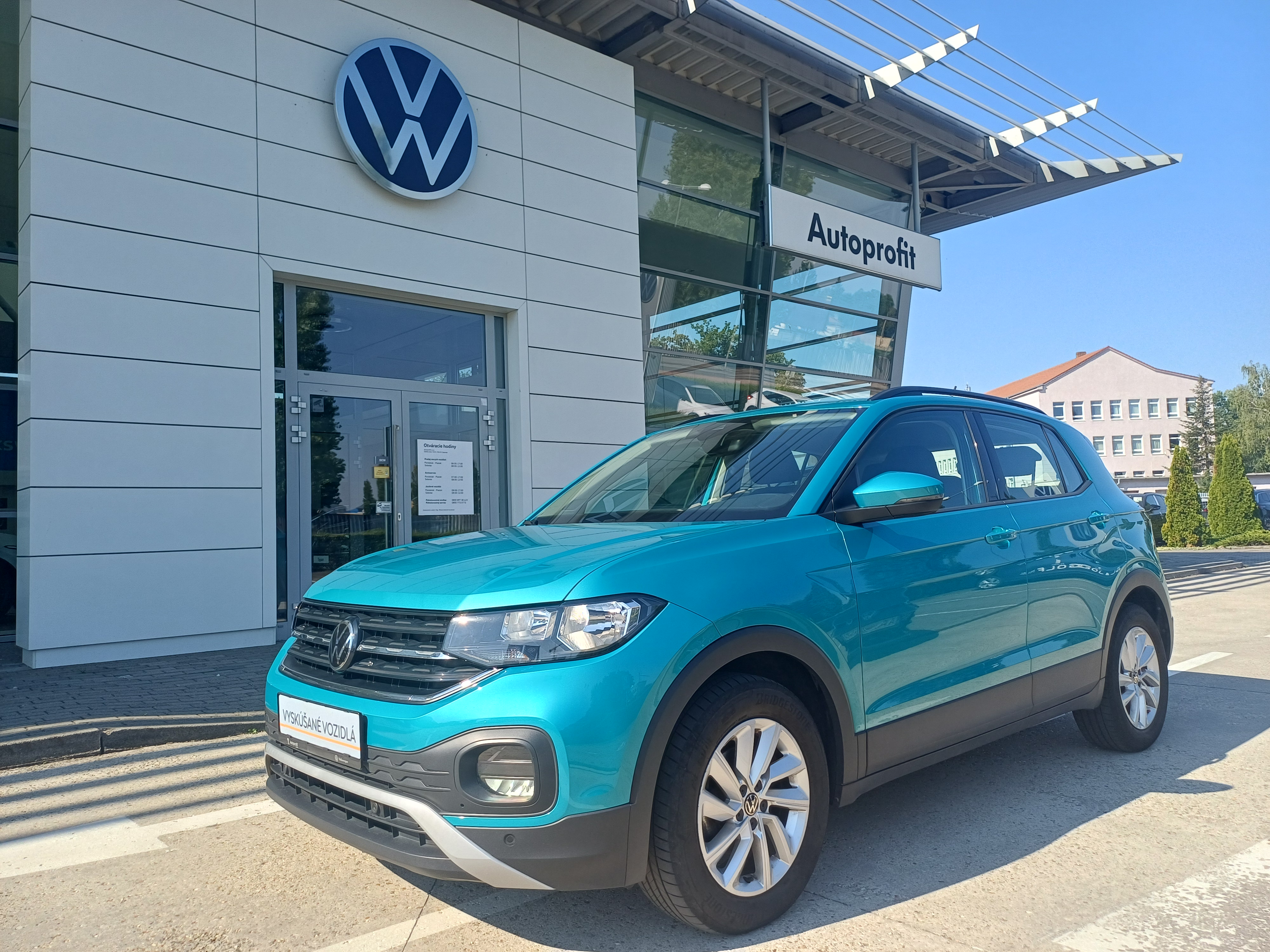 Volkswagen T-Cross LIFE 1,0 TSI 81 KW MT6, SK pôvod, 1. majiteľ